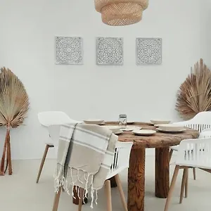 Nomad Surf House Corralejo
